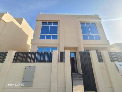 4 Bedroom Villa for Rent in Hoshi, Sharjah - bb016693-0773-4006-b268-03f6a14ba5a2. jpg