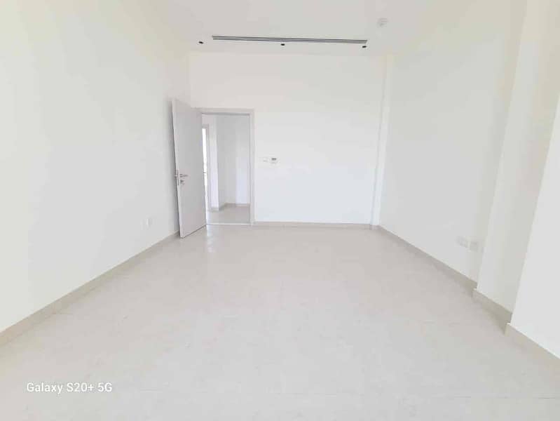 23 d36042ec-3ca0-444c-a00a-87ddecfbb803. jpg