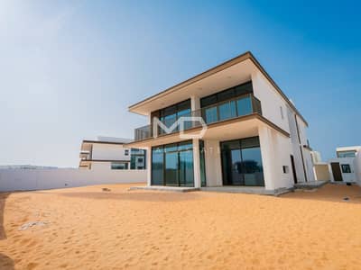 5 Bedroom Villa for Sale in Al Jubail Island, Abu Dhabi - Move In Ready | Large Plot | Facing the Park