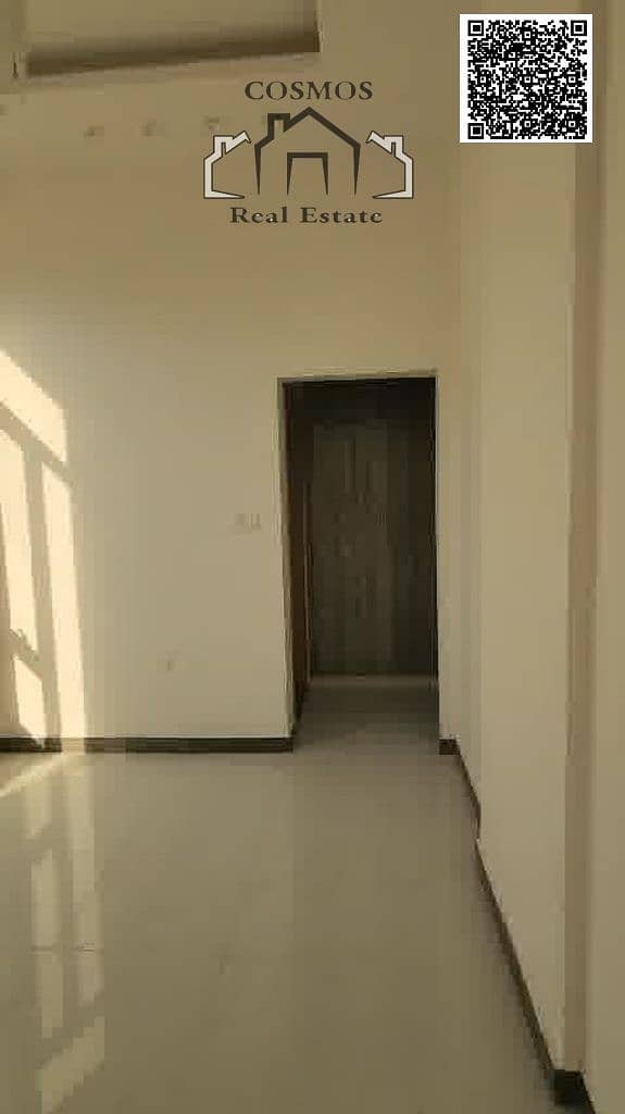 14 ezgif-frame-067 (1). jpg