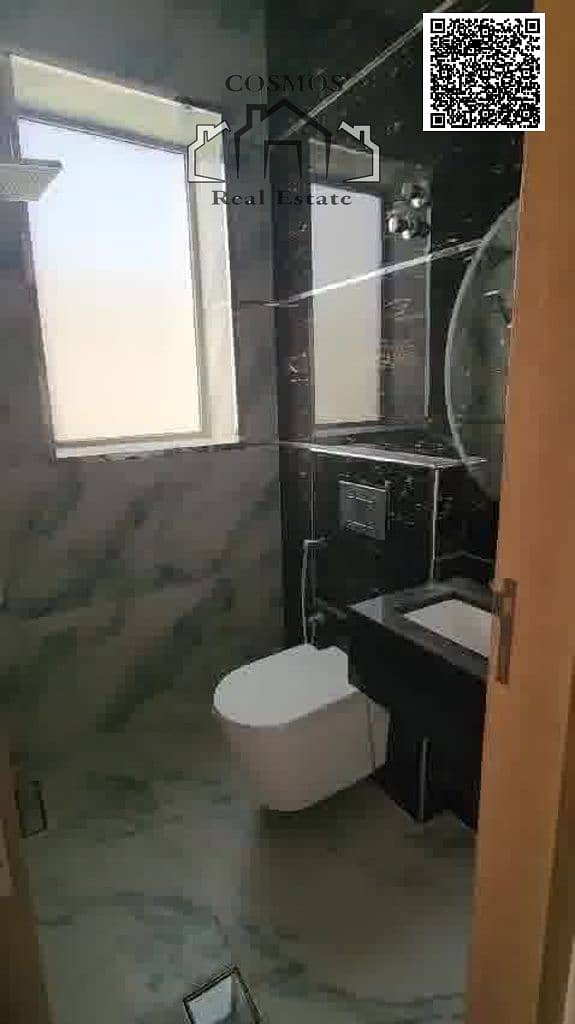 15 ezgif-frame-100 (1). jpg