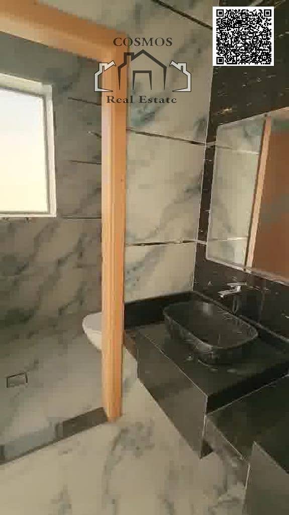 22 ezgif-frame-030 (2). jpg