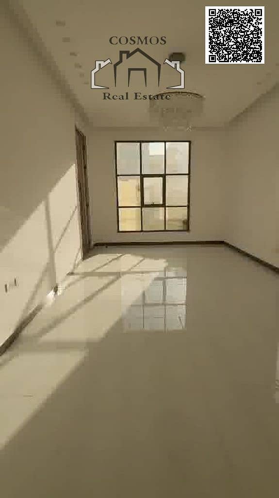 24 ezgif-frame-052 (1). jpg