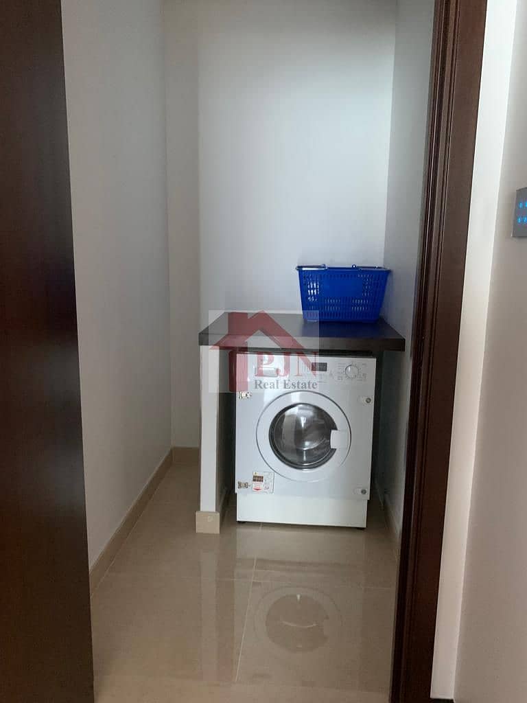 6 05de48bd-9fe5-443a-8992-20ca322df19c. jpg