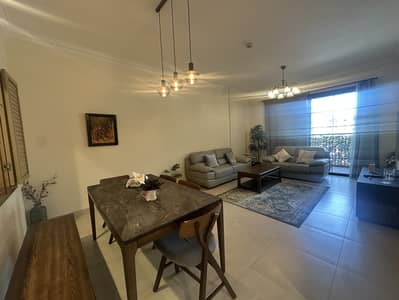 Spacious 2 BR | Furnished | Community view