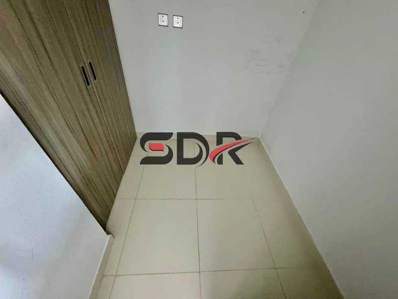 14 1d61a3f2-f07e-441c-b6d1-b4a25ab10dff. jpg
