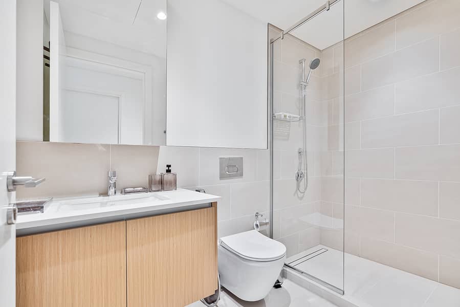 11 Full Bathroom (3). jpeg