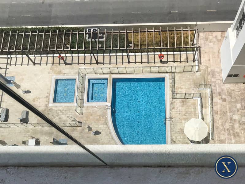 Modern Studio | Centrally Located | Pool View | Modern Studio | Centrally Located | Pool View |