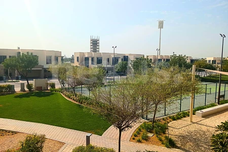 位于迪拜山庄,枫叶社区,枫叶1号公寓 5 卧室的别墅 349000 AED - 11564873 位于迪拜山庄,枫叶社区,枫叶1号公寓 5 卧室的别墅 349000 AED - 11564873
