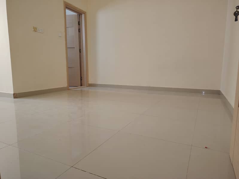 2 ebb42bdf-bb0b-46e1-883c-238febaa7af9. jpg