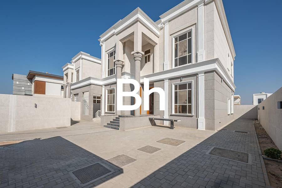 Classic Luxurious Villa | Specious | Open View Classic Luxurious Villa | Specious | Open View