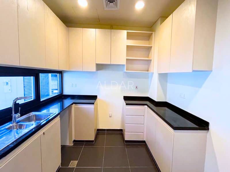 Maid Room | Premium Built | Luxurious Living - Image 6