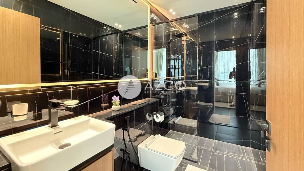 20 AZCO REAL ESTATE-2. jpg