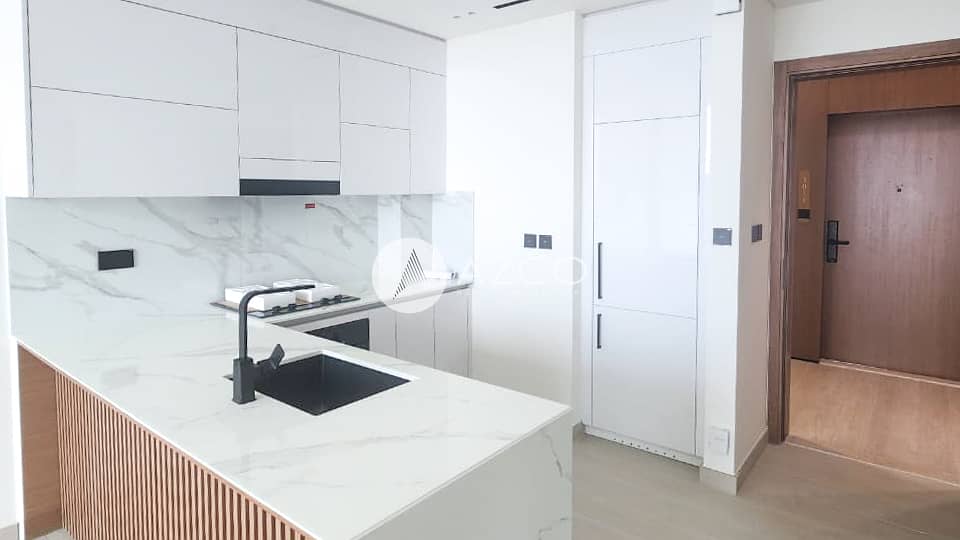 2 AZCO REAL ESTATE-16. jpg