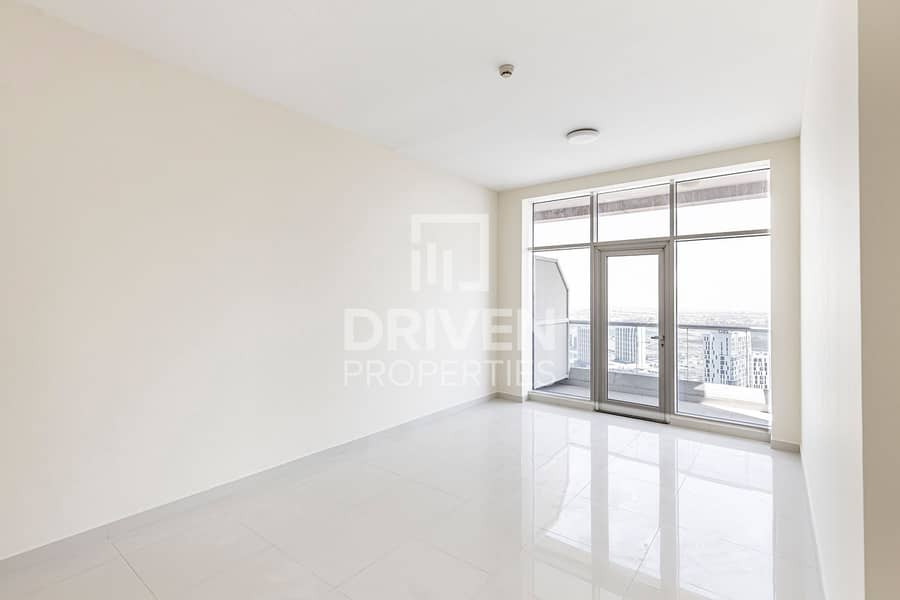 Vacant and High Floor Apt | Boulevard View Vacant and High Floor Apt | Boulevard View