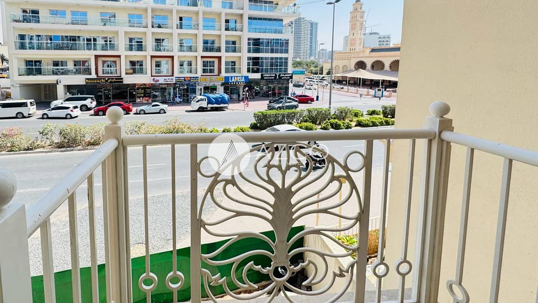 10 AZCO REAL ESTATE-9. jpg