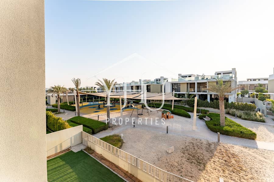 6 126 Golf Ville DHE-23. jpg