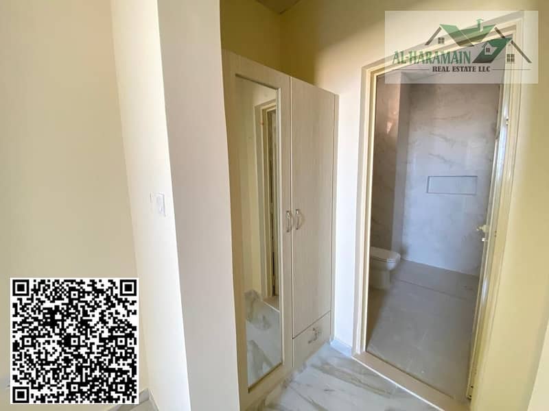 7 06df50e3-28f0-40e3-8fee-b93301462e69. jpg