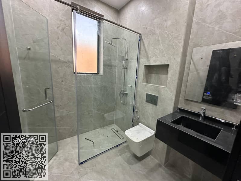 11 eb34653d-1776-446c-9e78-637d7a69de63. jpg