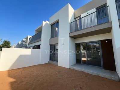 Vacant Now | Unfurnished | Close To Amenities