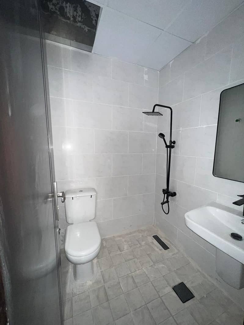 2 3. jpg