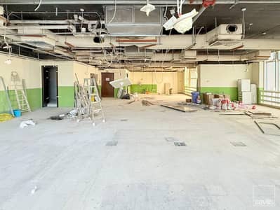Office for Rent in Al Markaziya, Abu Dhabi - Prime Office Space | Versatile Layout | Unmatched