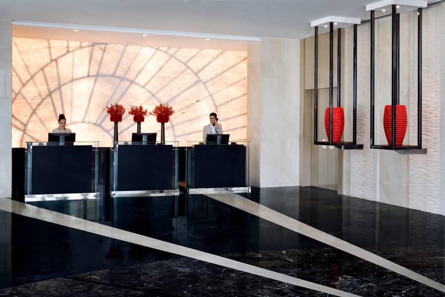 10 Lobby-1. jpg