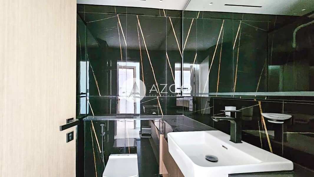 10 AZCO REAL ESTATE-12. jpg