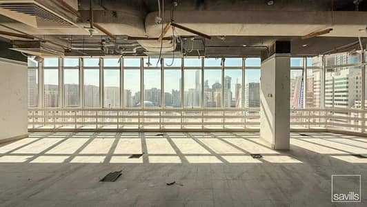 Office for Rent in Al Markaziya, Abu Dhabi - Modern Office Space | Prime Location | Ample Amenities