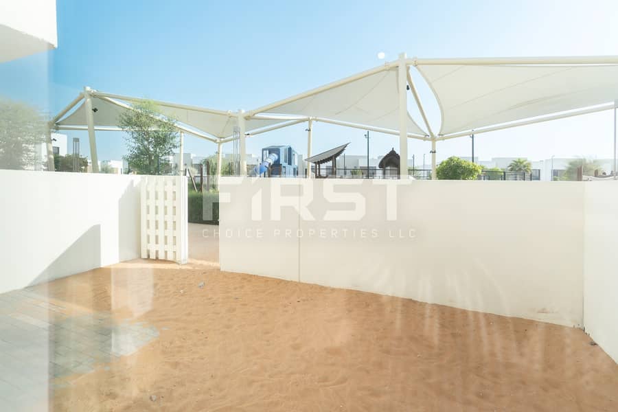 15 3BR Townhouse Noya Viva Yas Island Abu Dhabi UAE (10). jpeg