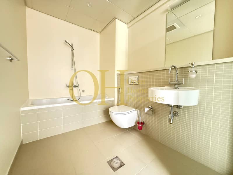 7 7f26262d-1814-4262-bcdd-7082da09d2c6. jpg