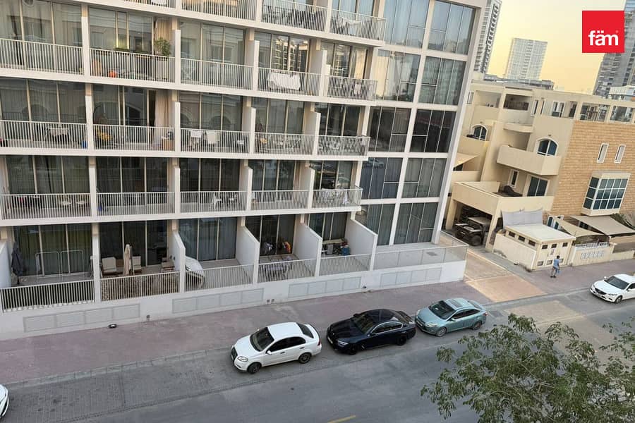 Rented | Spacious | Fully Furnished Rented | Spacious | Fully Furnished