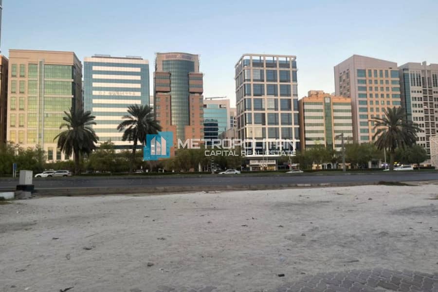 位于阿尔姆罗尔 的混合用途用地 13000000 AED - 11573913 位于阿尔姆罗尔 的混合用途用地 13000000 AED - 11573913