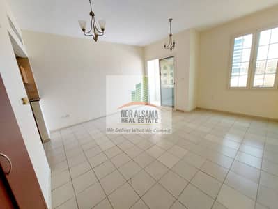 Studio for Rent in International City, Dubai - 3b38263e-5302-49f3-9e95-beaf1af710da. jpg