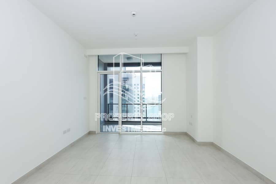 4 _studio-the-bridges-abu-dhabi-living-area1. jpg