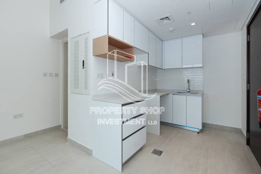 9 _studio-the-bridges-abu-dhabi-kitchen. jpg