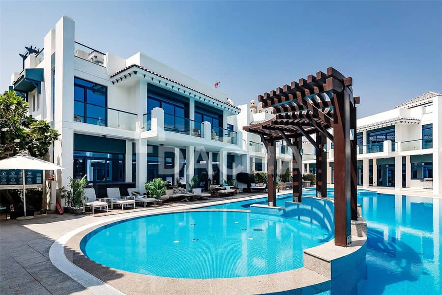 Таунхаус в Палм Джумейра,Палма Резиденсес, 4 cпальни, 10900000 AED - 11575038 Таунхаус в Палм Джумейра,Палма Резиденсес, 4 cпальни, 10900000 AED - 11575038