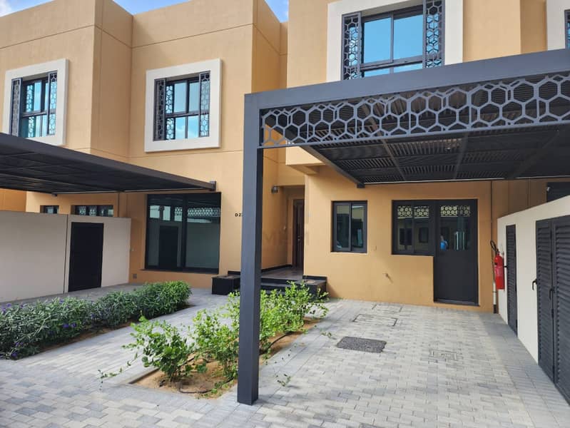 3 BHK Townhouse | Huge Layout | Well Maintained 3 BHK Townhouse | Huge Layout | Well Maintained
