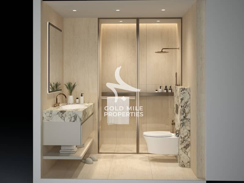 21 Common Bathroom 1. jpg