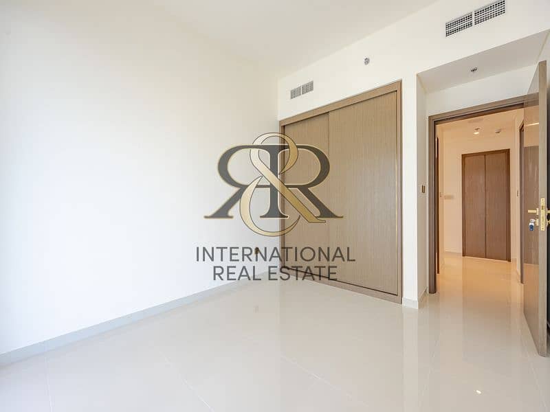 9 0R9A2527-HDR. jpg