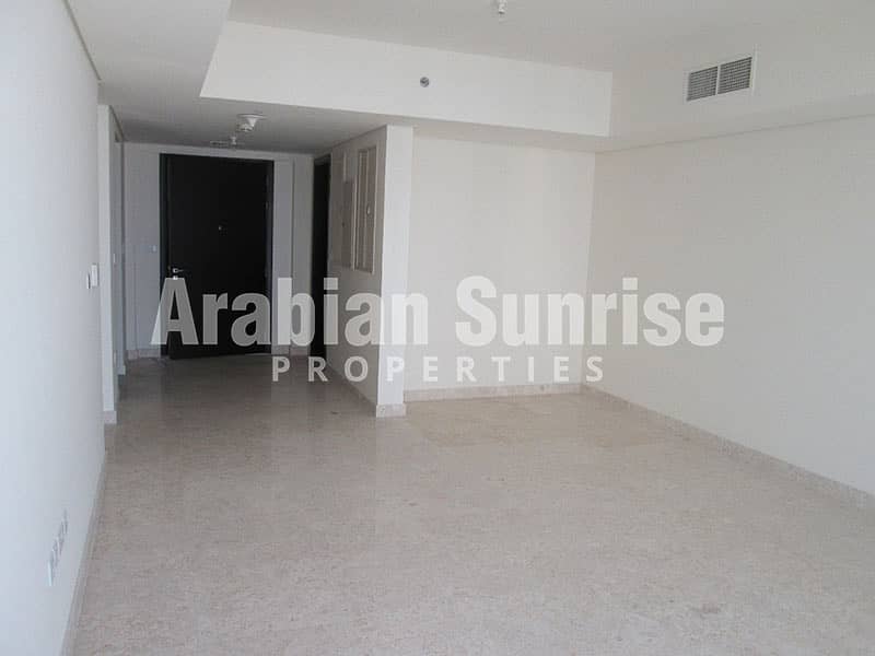 5 Ocean Terrace 1BR_3108_living1. jpg