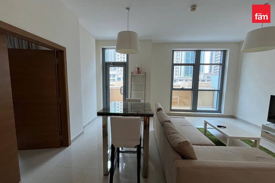 Spacious | Fully furnished | Study, Laundry room Spacious | Fully furnished | Study, Laundry room