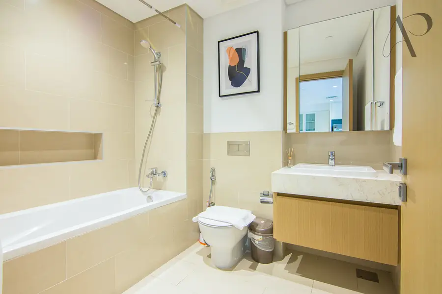 Lovely 1BR in Creekside 18, Dubai Creek
