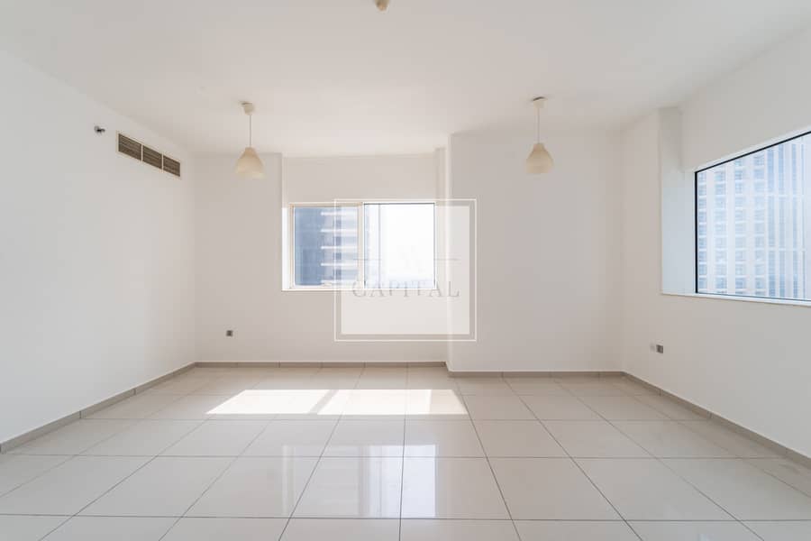 位于达马克山庄,卡森大厦-引领先驱社区 的公寓 60000 AED - 11578292 位于达马克山庄,卡森大厦-引领先驱社区 的公寓 60000 AED - 11578292