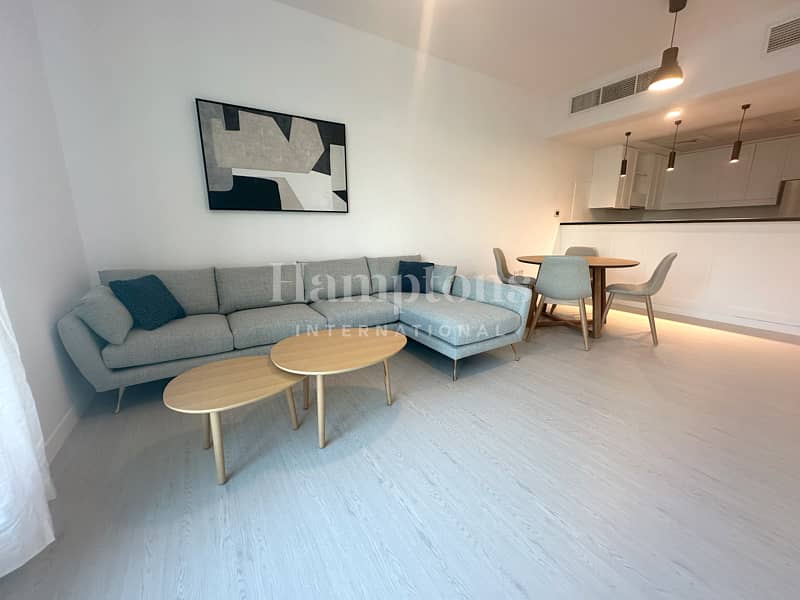 FULLY FURNISHED | UPGRADED | BRIGHT FULLY FURNISHED | UPGRADED | BRIGHT