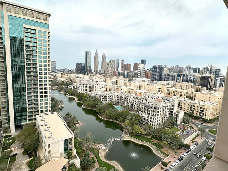 UPGRADED | HIGH FLOOR | LAKE VIEW UPGRADED | HIGH FLOOR | LAKE VIEW