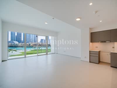 2 Bedroom Flat for Rent in Downtown Dubai, Dubai - Exclusive | Spacious Layout | Biggest Deck