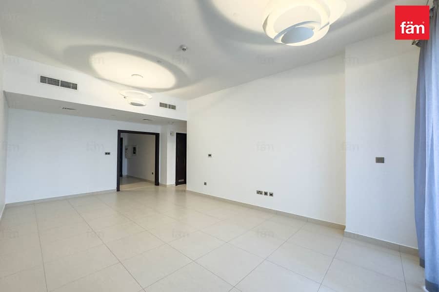 Closed Kitchen | Spacious 1 Bed Apartment | Vacant Closed Kitchen | Spacious 1 Bed Apartment | Vacant