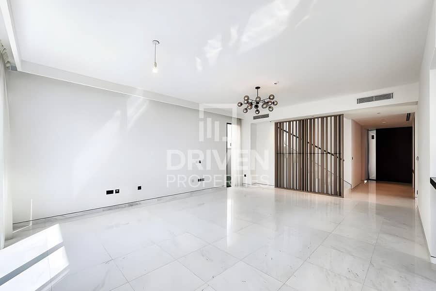 Well Maintained and Large Villa | Prime Area Well Maintained and Large Villa | Prime Area