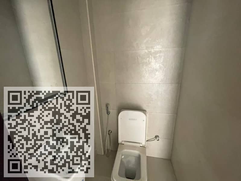 13 7e8bd9be-ebc7-424a-b7c8-6bc8edc7e5e0. jpg